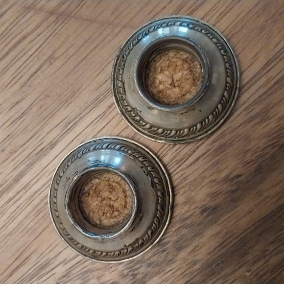 Pair Quaker Sterling Silver Etched Glass Salt & Pepper Shakers - Picture 6 of 13